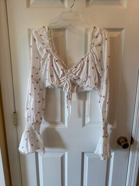 Olivaceous White Floral Tie-Front Crop Top